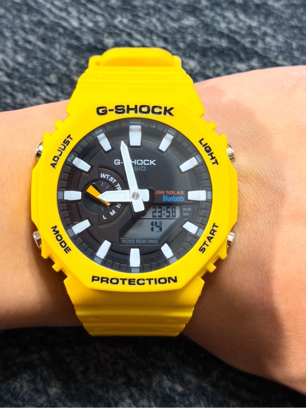 Casio G-Shock Yellow and Black Resin Sport Watch - Picture 2 of 3